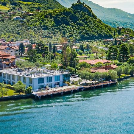 Direttamente Al Lago Apartments Marone Bagian luar foto