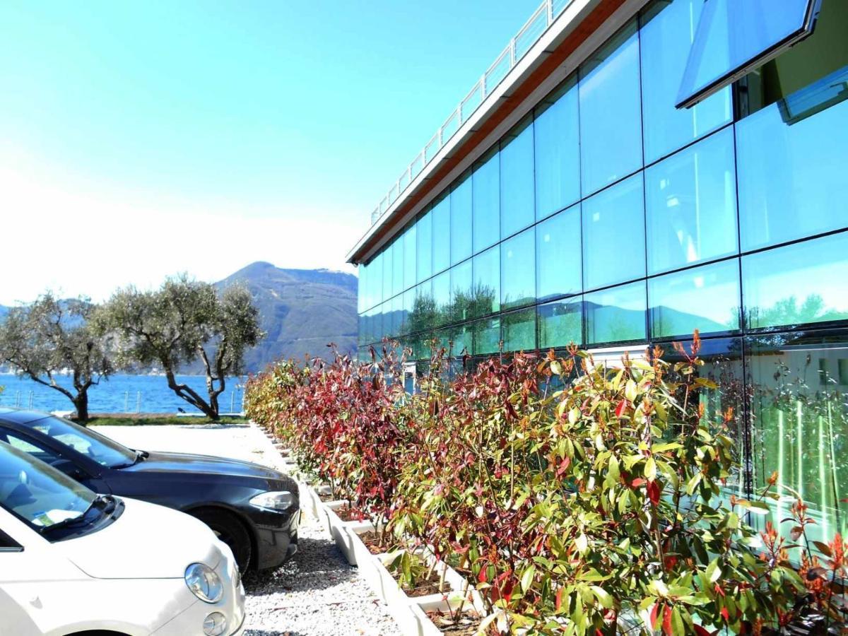 Direttamente Al Lago Apartments Marone Ruang foto