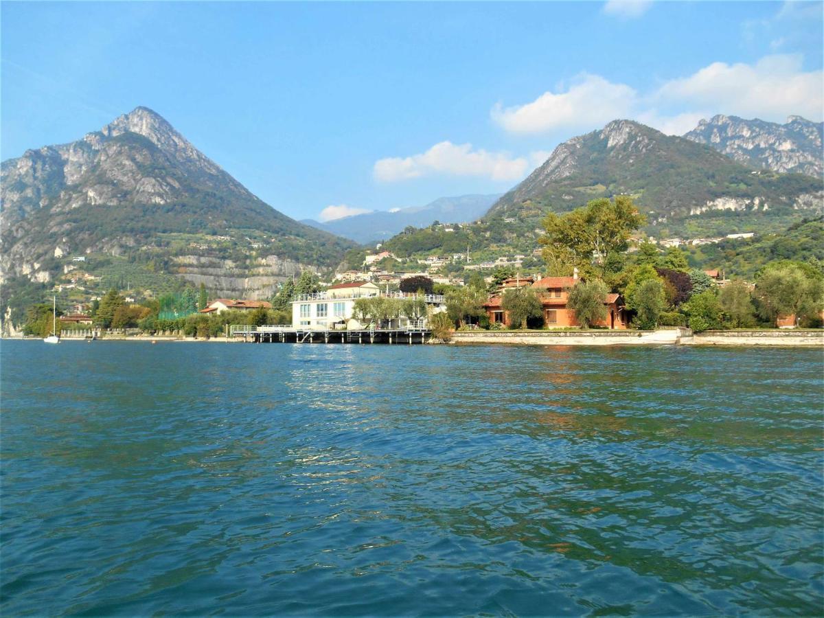Direttamente Al Lago Apartments Marone Bagian luar foto