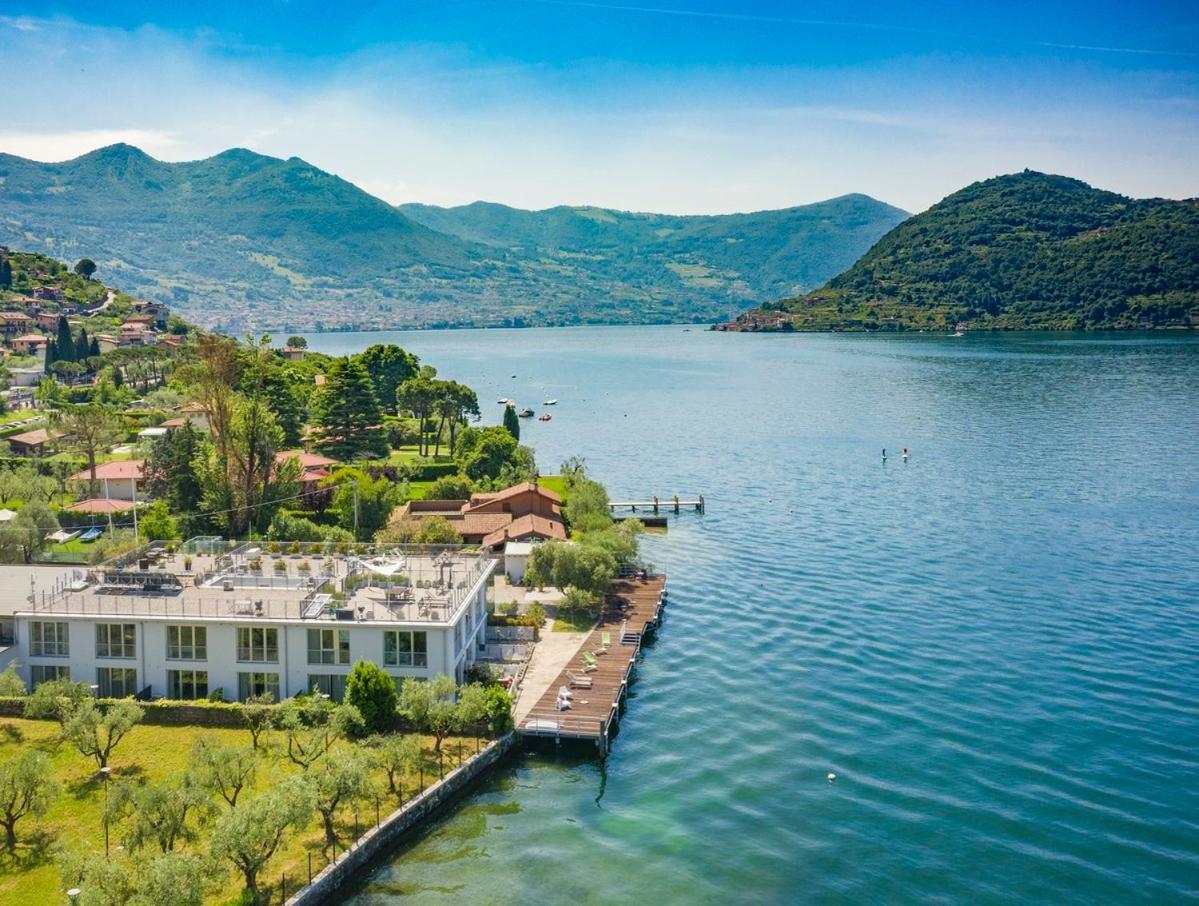 Direttamente Al Lago Apartments Marone Bagian luar foto